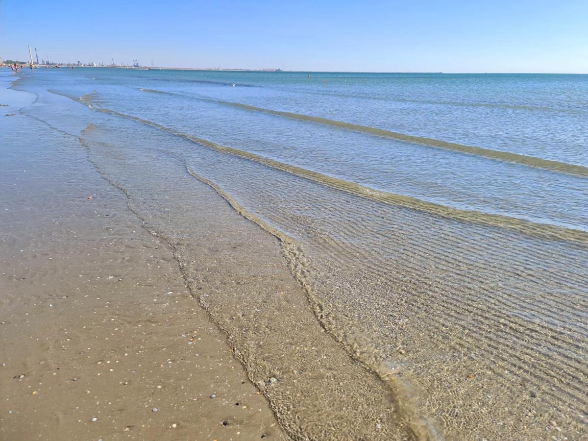 Vladimir Residence Mamaia Nord Năvodari Esterno foto